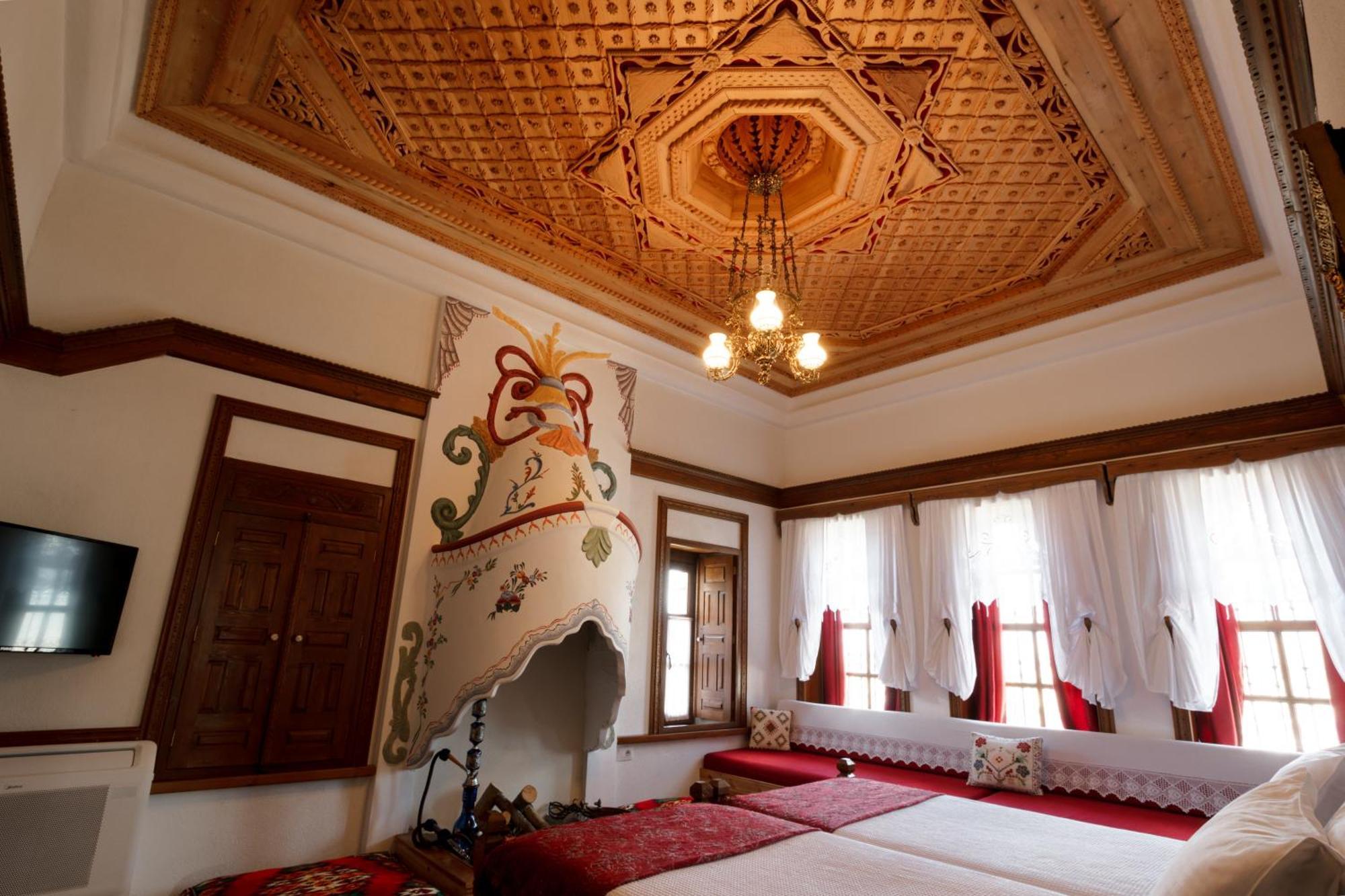 Hotel Muse'e Gjirokastër Exterior foto