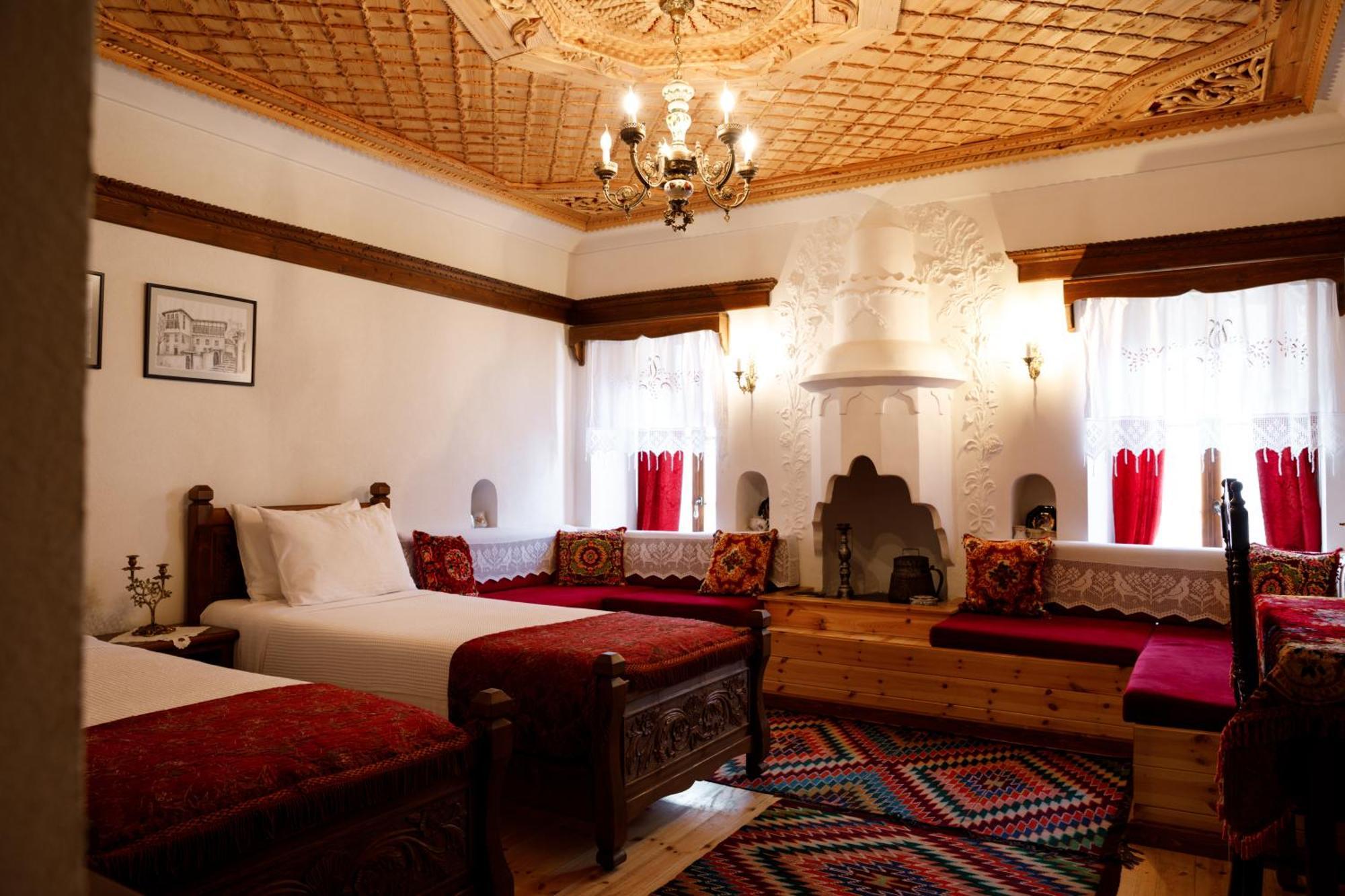 Hotel Muse'e Gjirokastër Exterior foto