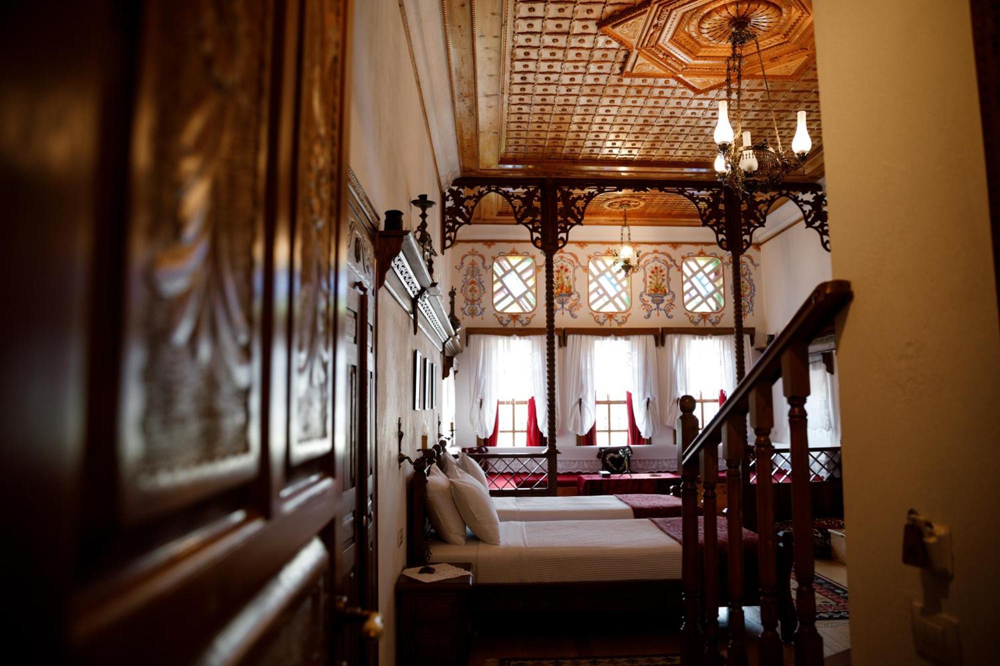 Hotel Muse'e Gjirokastër Exterior foto